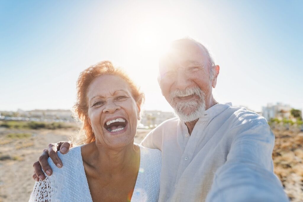 The Benefits of Moving to Senior Living in Florida During Winter